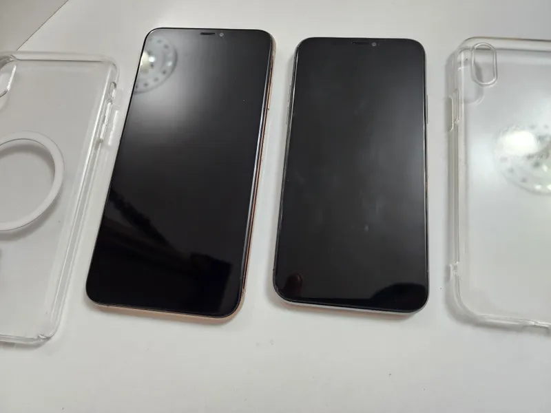 iphone Xs Max LL/A 512GB bat 72% Srochna — фото 1