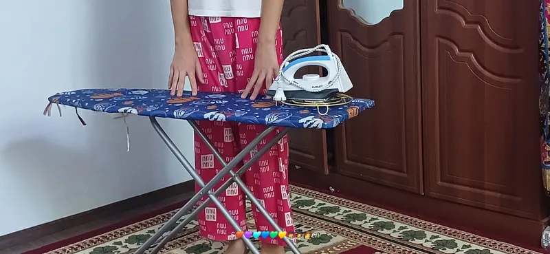 Гладильный стол 1