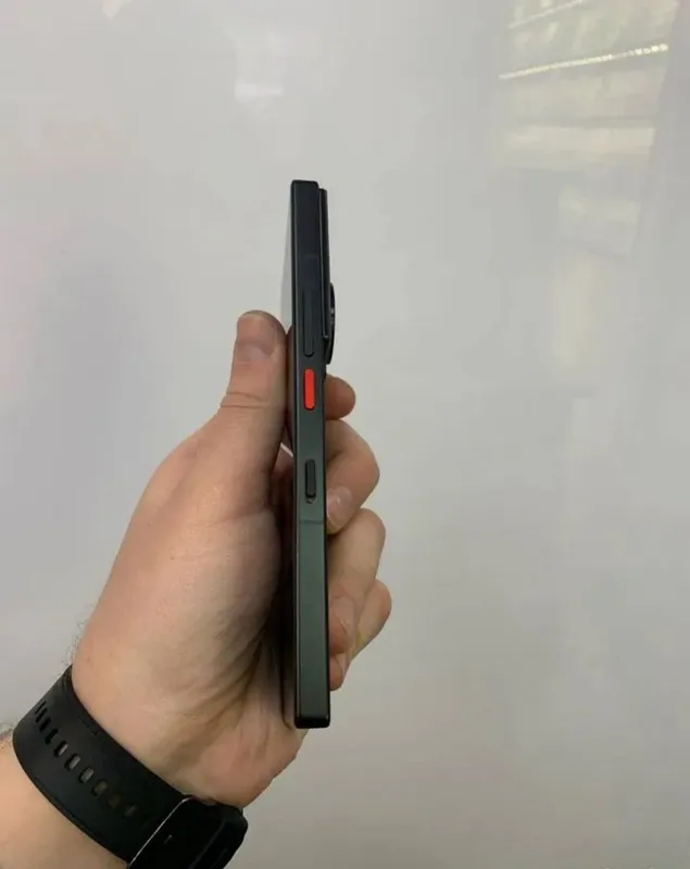 Nubia Z60 Ultra 16+12/1tb 3