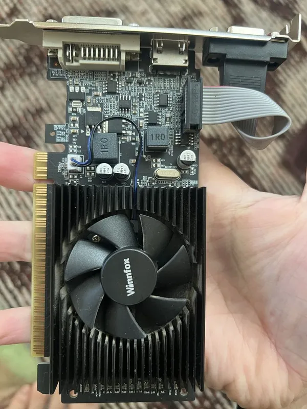 VideoKarta210 +Blok pitanya 450wat sotiladi 6 VideoKarta210 +Blok pitanya 450wat sotiladi 6