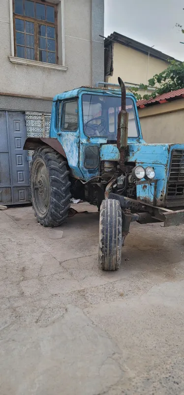 traktor mtz 80 sotiladi