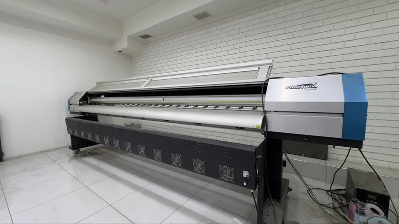 Plotter printer sotiladi – A1/A0 format, yaxshi holatda — фото 1