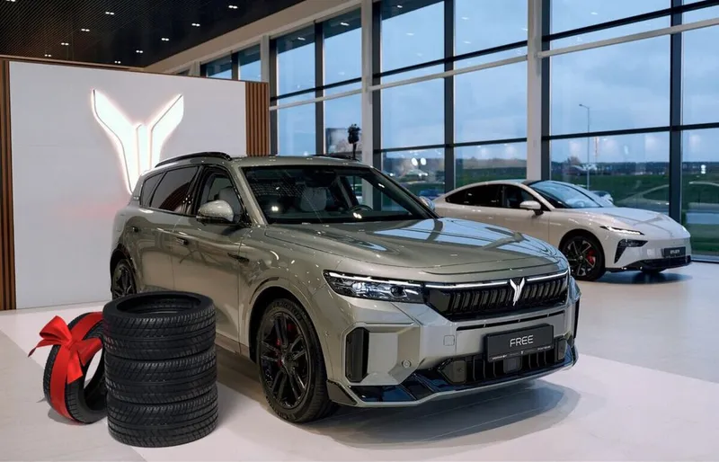 Voyah Free Hybrid 318km 4WD 2025 Naxt Va Halol nasiya savdo Voyah Free Hybrid 318km 4WD 2025 Naxt Va Halol nasiya savdo