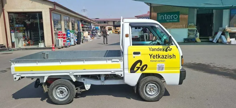 Brend yopishtiramiz laboga 1 Brend yopishtiramiz laboga 1