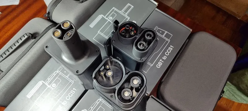Адаптер переходник GBT DC-CSS1, GBT DC-CSS2, GBT DC-NACS 2 Адаптер переходник GBT DC-CSS1, GBT DC-CSS2, GBT DC-NACS 2