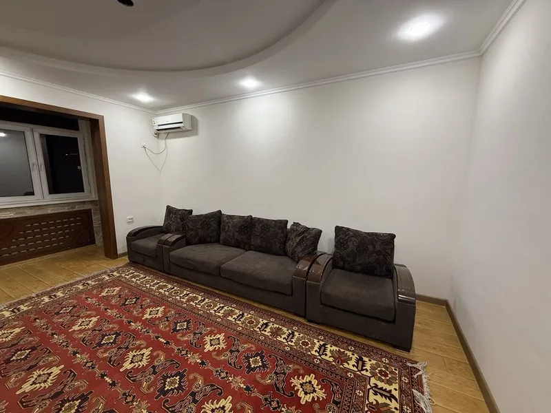 Продаю раскладной диван! Сделан из прочных материалов — фото 3
