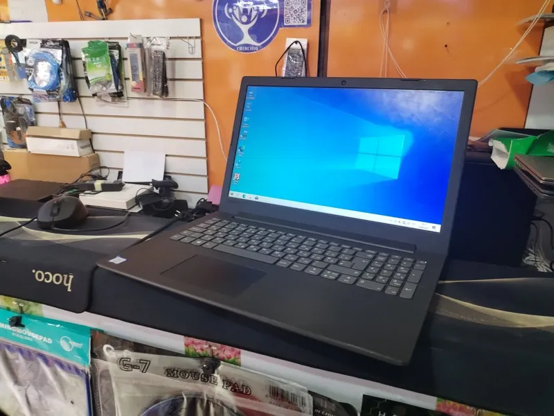 Noutbuk sotiladi Lenovo core i3