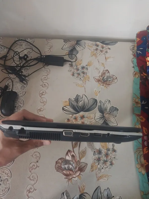 SAMSUNG NOUTBOOK 3