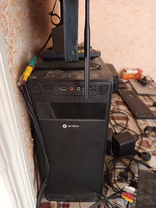 Kompyuter, printer, kalonka tezda sotiladi 6 Kompyuter, printer, kalonka tezda sotiladi 6
