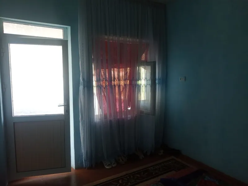 6 xonali uy 23 sotix mebellari bilan 6