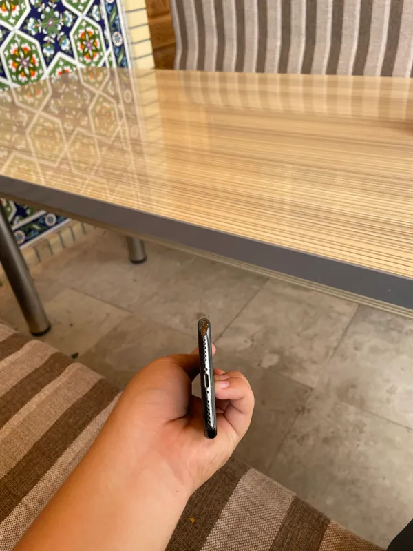 Iphone xs narxi 1000mln — фото 1