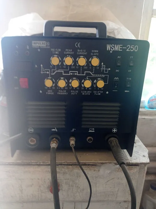 Продается аргонная сварка Wsme-250 Ac Dc Tig Mma инвертор переменного 1 Продается аргонная сварка Wsme-250 Ac Dc Tig Mma инвертор переменного 1