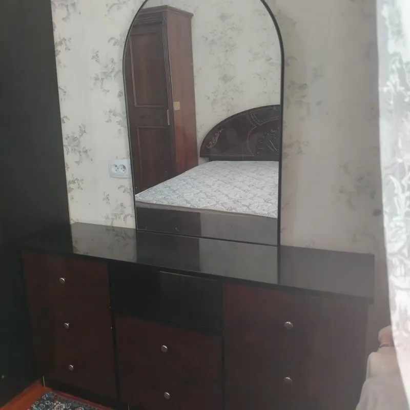 Продается Трюмо сотилади 2 Продается Трюмо сотилади 2