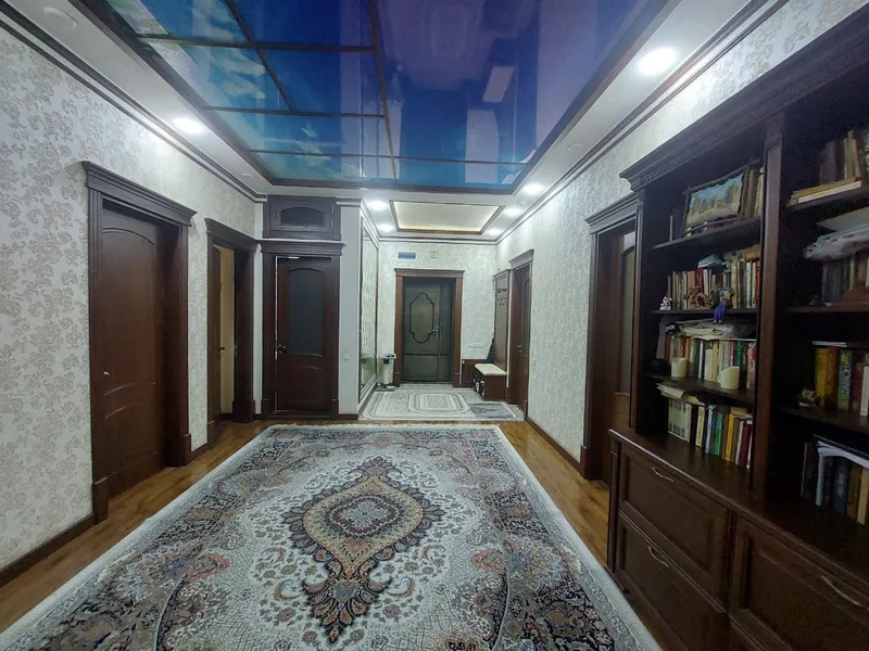Yangi qurilishda 5 xonali kvartira sotiladi, 185 m², Mirobod tumani 3 Yangi qurilishda 5 xonali kvartira sotiladi, 185 m², Mirobod tumani 3