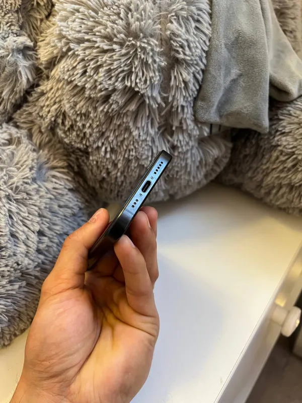 iPhone 15 Pro 256 ГБ 7