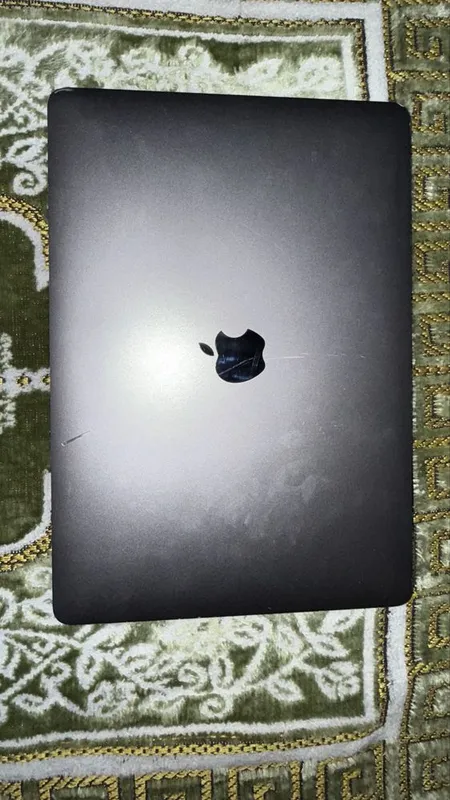 macbook pro m1, 8/256 93% срочно