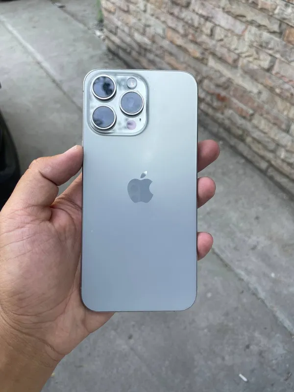 iPhone 15pro max 256 dual sim 1