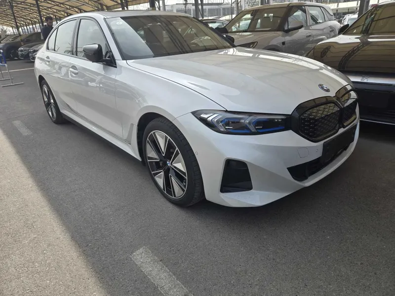 BMW I3 40l sport naxt va xalol nasiya