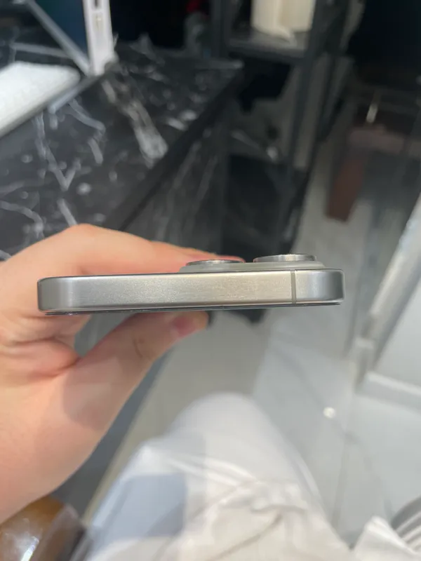 Iphone 15promax 6