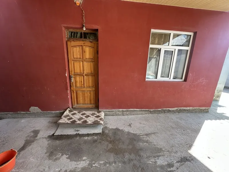 Дом, земельный участок, Янгиёль город, до базара 1,5 км 2