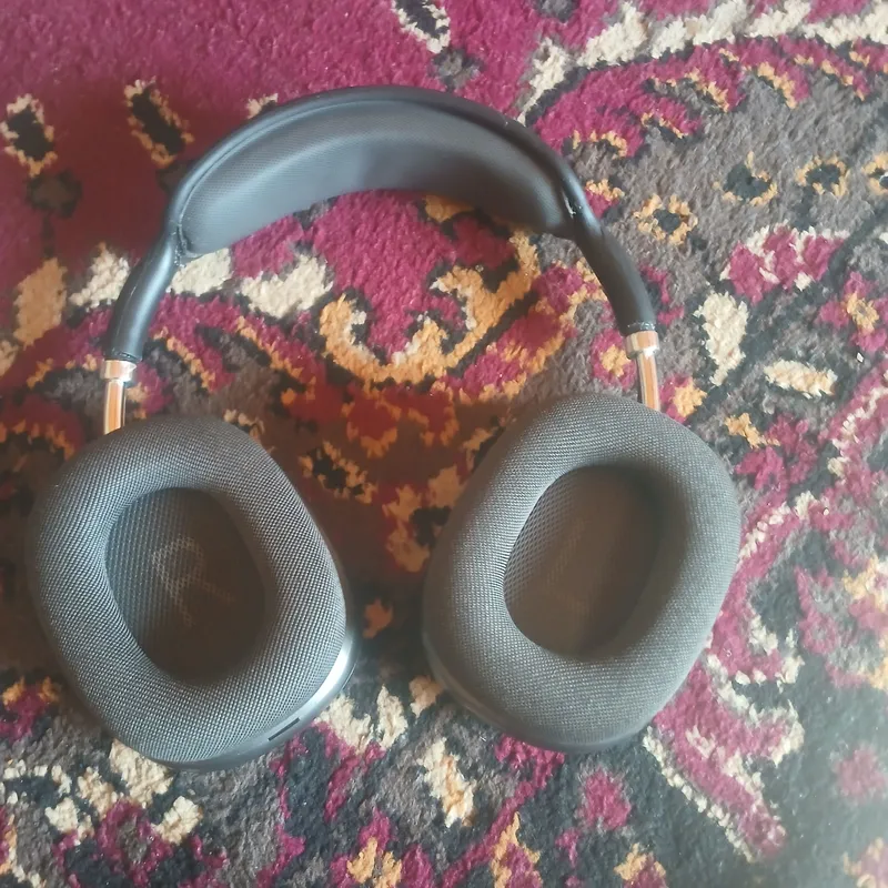 AirPods Max AirPods Max
