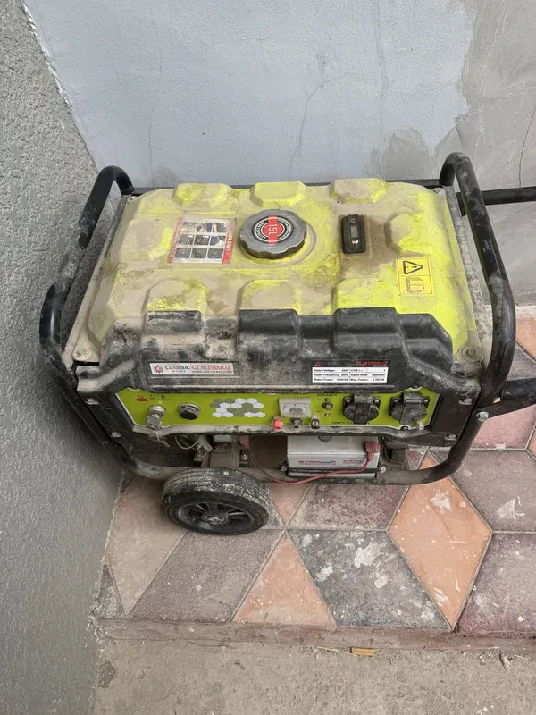 Generator Dvijok 3kv+avr Ozi yonib ochadi Генератор движок — фото 3