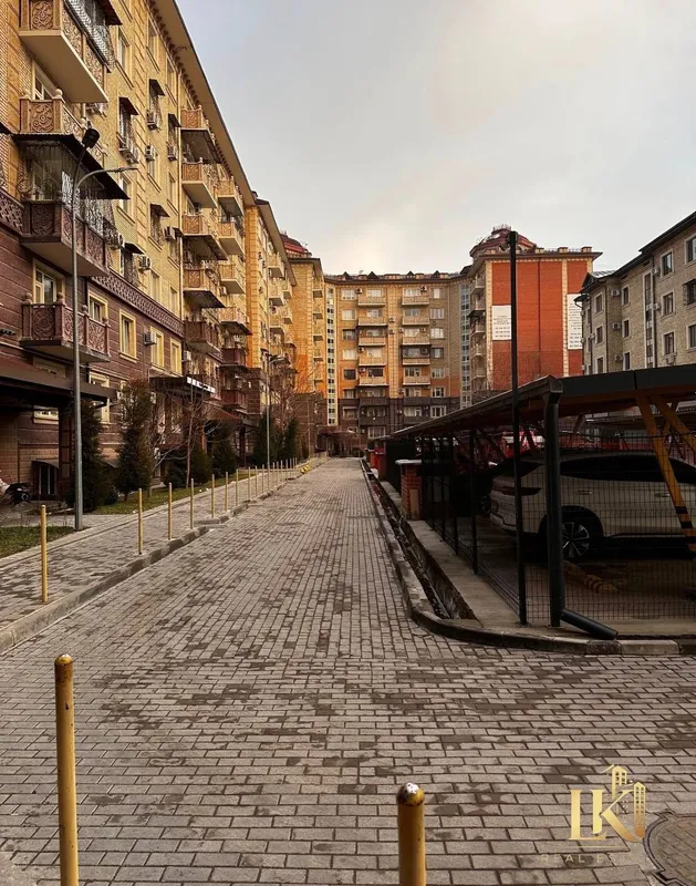 Продаётся элитная 4-комнатная квартира в кирпичном доме (Габус) 1
