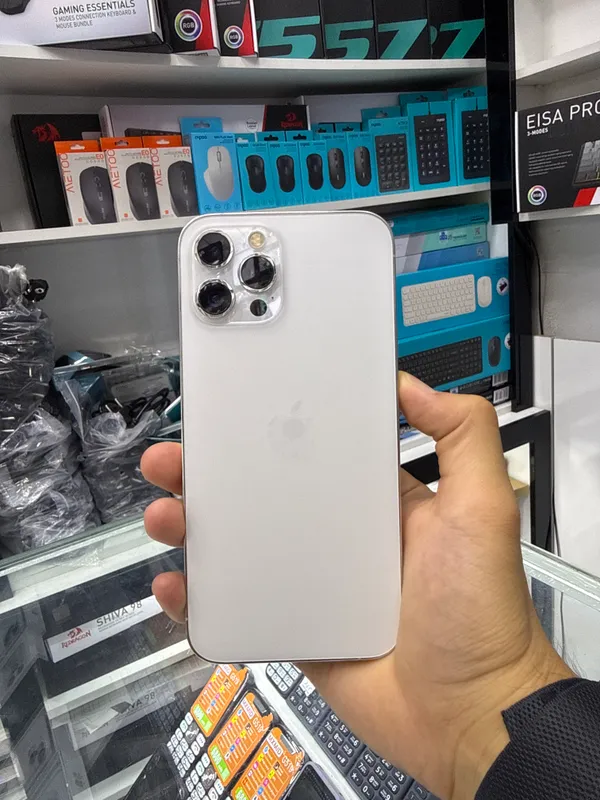Iphone 12 Pro Max 1