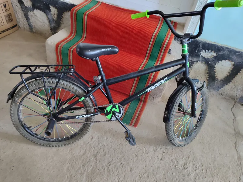 Katta yoshli bolalar uchun velosiped