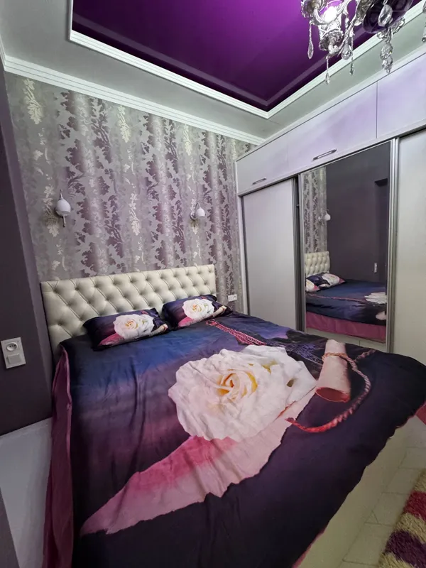 Yakkasaroy tumani bez makler 2 xona uy 350$ 1