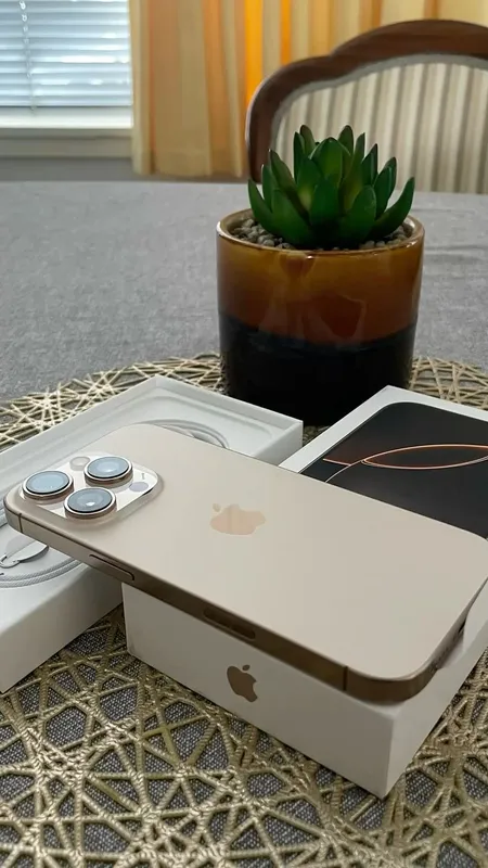 iphone 16 pro max 256gb desert gold toza 4