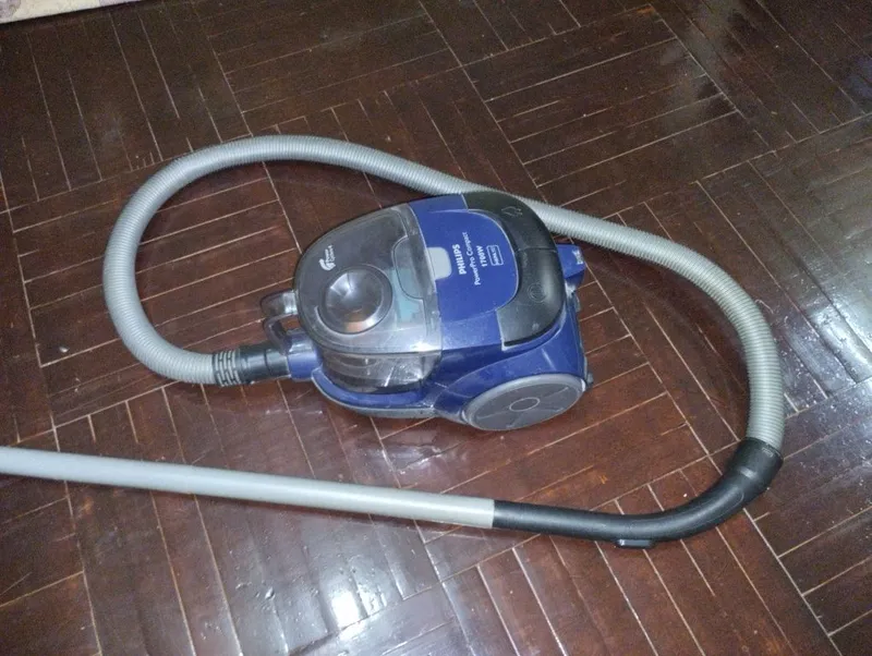 Philips changyutgich: PowerPro Compact 1700W 1