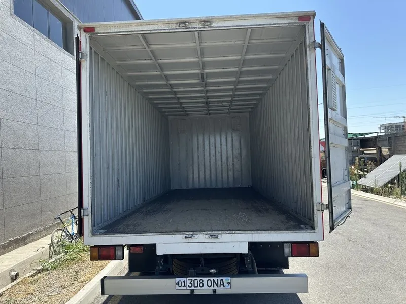 Isuzu NPR75L-K COMFORT sotiladi 5 Isuzu NPR75L-K COMFORT sotiladi 5