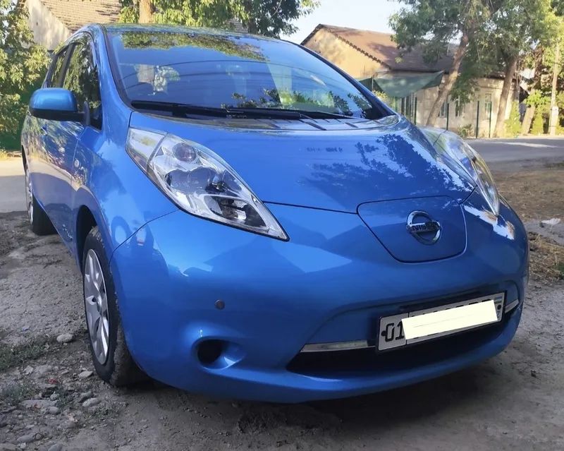 Электромобиль Ниссан Лиф. Elektromobil Nissan Leaf 1
