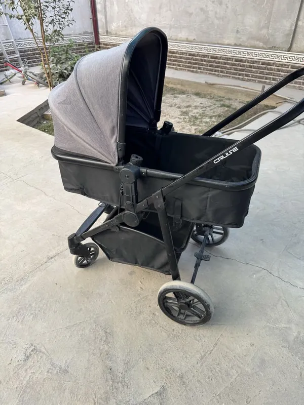 Firminiy kalyaska sotiladi kamplekt