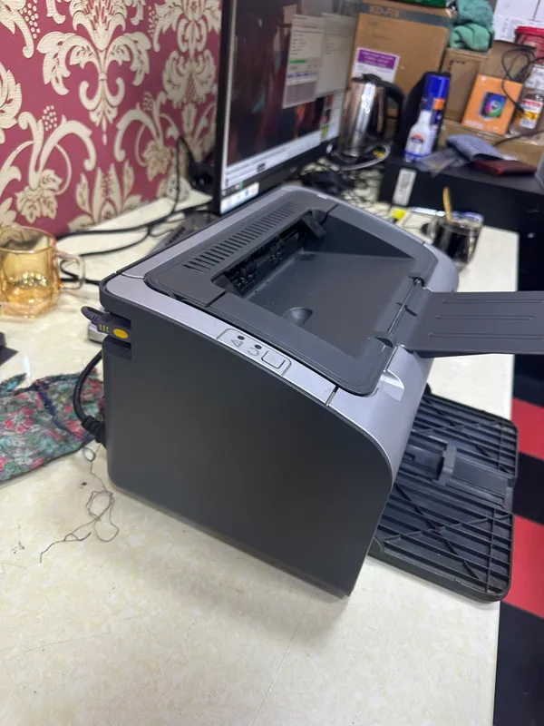 Принтер HP 1 Принтер HP 1
