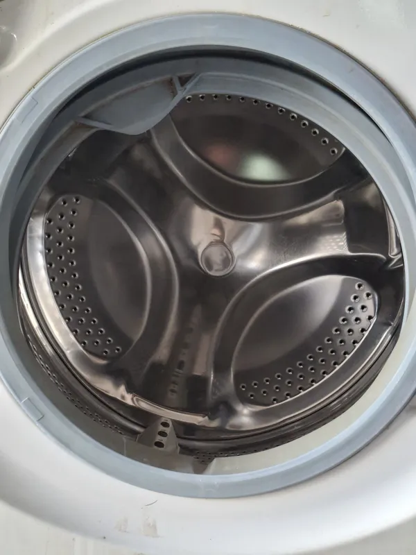 СРОЧНО! Стир.машинка Hotpoint Aniston 6кг.1200об.м — фото 4