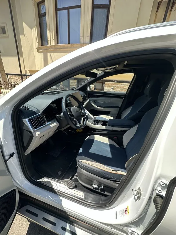 Byd chempion Honor 605 4 Byd chempion Honor 605 4