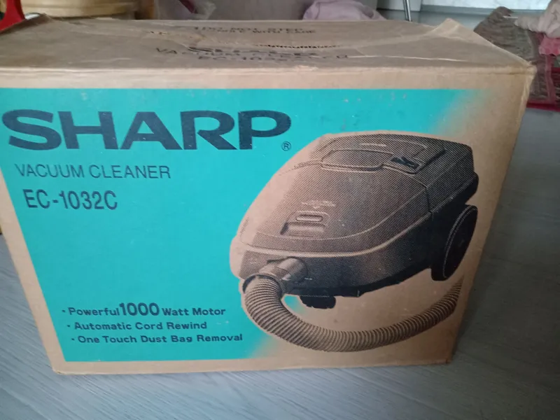 Пылесос Sharp 1 Пылесос Sharp 1