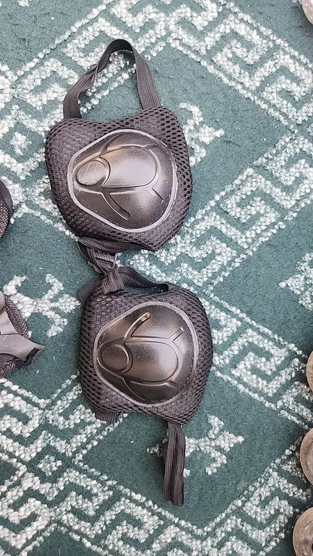 Rolik qora zashetniklari bn 35dan 38 razmergacha uzgaradi — фото 2