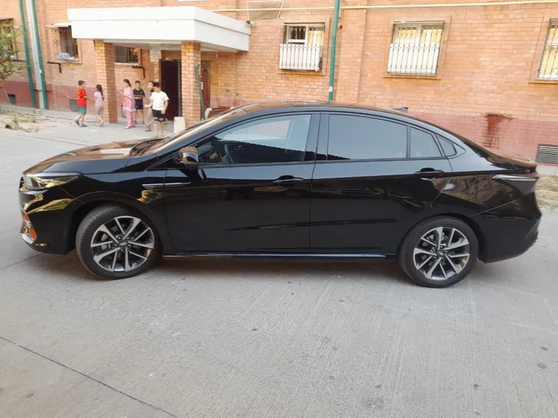 CHerri Arezo 6Pro 3 CHerri Arezo 6Pro 3