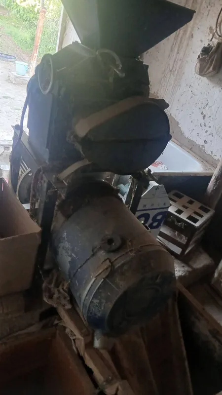 двигатель 380V 7.5 kVt 2 dona 2