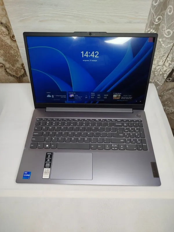 Мощный ноутбук Lenovo Slim 15IRH8 Intel Core i7 13620H DDR5 16Gb SSD — фото 1