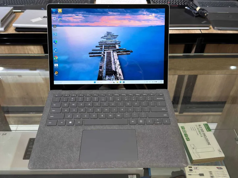 MICROSOFT SURFACE LAPTOP 4 Ryzen 5 4680U ram 16 ssd 256