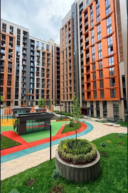 Regnum Plaza ЖКda (White Box) 4 xonali kvartira sotiladi, 109 m² 2