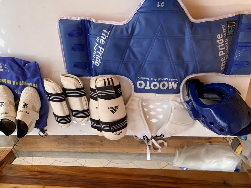Protektor shlem nakladki sogi komplekt 550 min som Protektor shlem nakladki sogi komplekt 550 min som