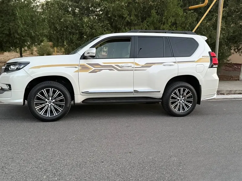 Toyota Land Cruiser Prado 4 Toyota Land Cruiser Prado 4