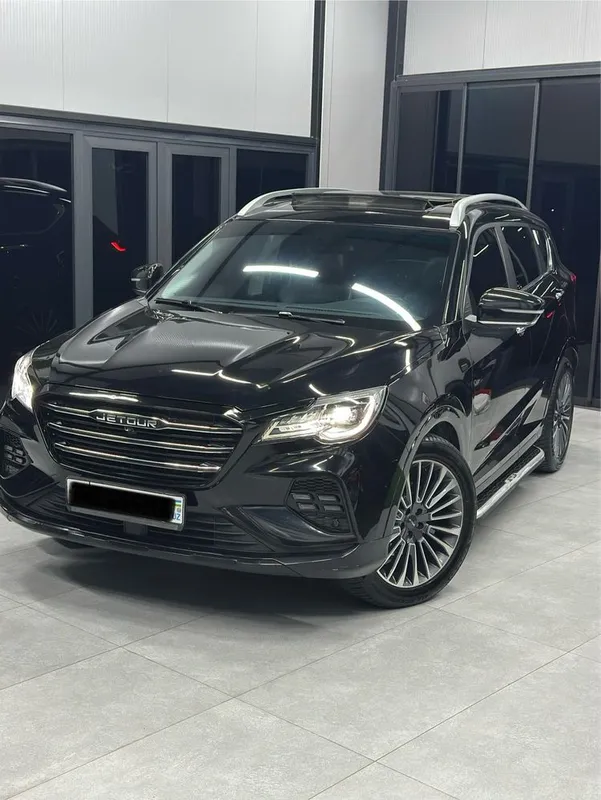 Jetour x 70