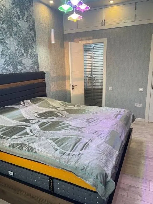 4 xonali kvartira, Darxan (Mirzo-Ulug‘bek), Maksim Gorkiy metrosi yaqinida 1