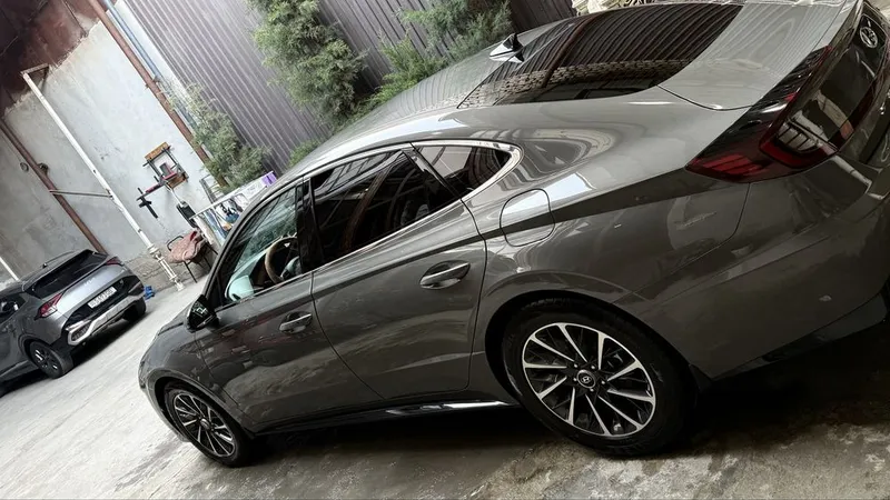 Hyundai Sonata 2.5 3 Hyundai Sonata 2.5 3